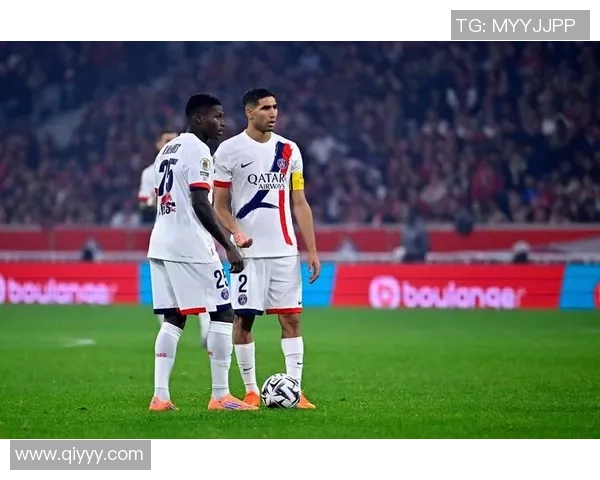 西甲激战：那不勒斯逆转巴黎圣日耳曼全场沸腾战术解析