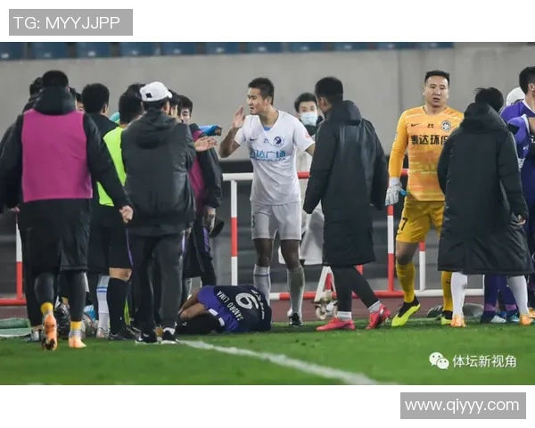 中超激战里昂逆转热刺红牌争议引发全场热议精彩集锦回顾