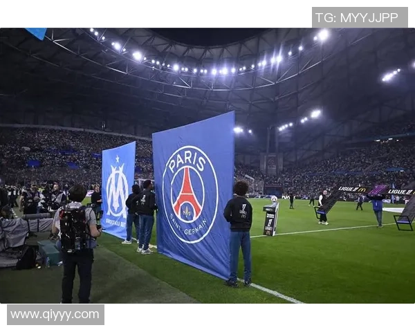 巴黎圣日耳曼大胜曼联五球零封全场数据分析引发热议