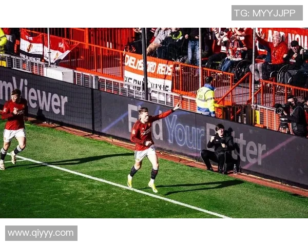 足总杯精彩对决拜仁完胜曼联补时进球点燃全场热情