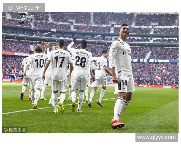 皇马友谊赛大胜里昂三球零封赛场惊喜瞬间引发热烈反响