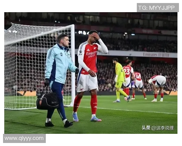 欧联杯惊现乌龙球阿森纳与皇马激战成平局引发热议 欧联杯惊现乌龙球阿森纳与皇马激战成平局引发热议