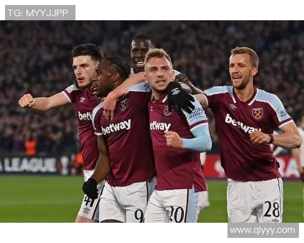 欧联杯激战回顾皇马与曼联鏖战至平局全场沸腾